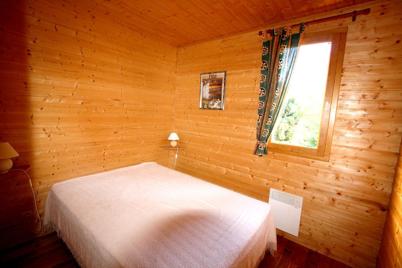 Les Chalets Du Domaine Des Soyeux Saint-Julien-Molin-Molette Экстерьер фото