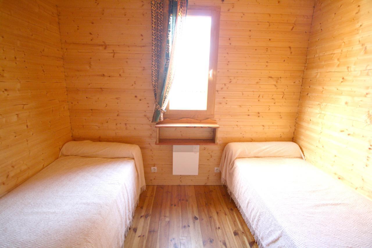 Les Chalets Du Domaine Des Soyeux Saint-Julien-Molin-Molette Экстерьер фото
